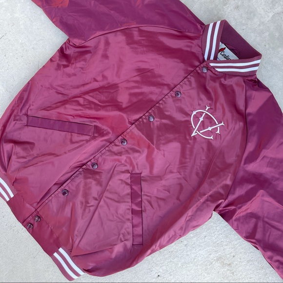 2018 VIDCON 9 Creator Embroidered Burgundy Satin Jacket Cardinal size medium - Picture 2 of 10